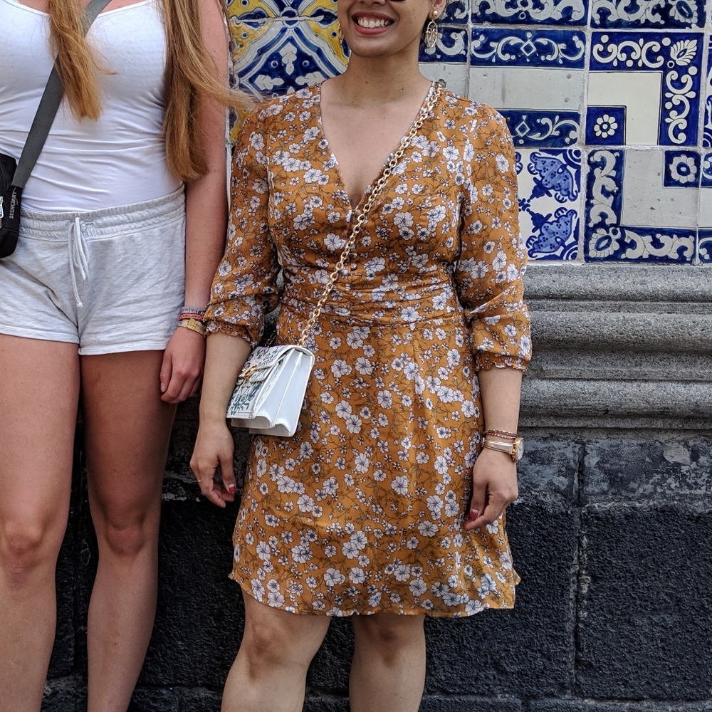 HEARTLOOM Floral Dress - Picture 1 of 4